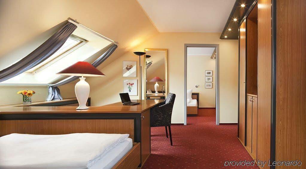 Comfort Hotel Ulm/Blaustein Exterior foto